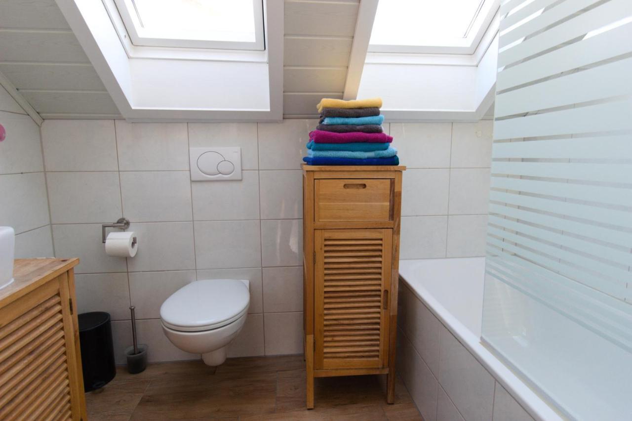 Zwischen Koeln Und Bonn, Central Oben Troisdorf Extérieur photo